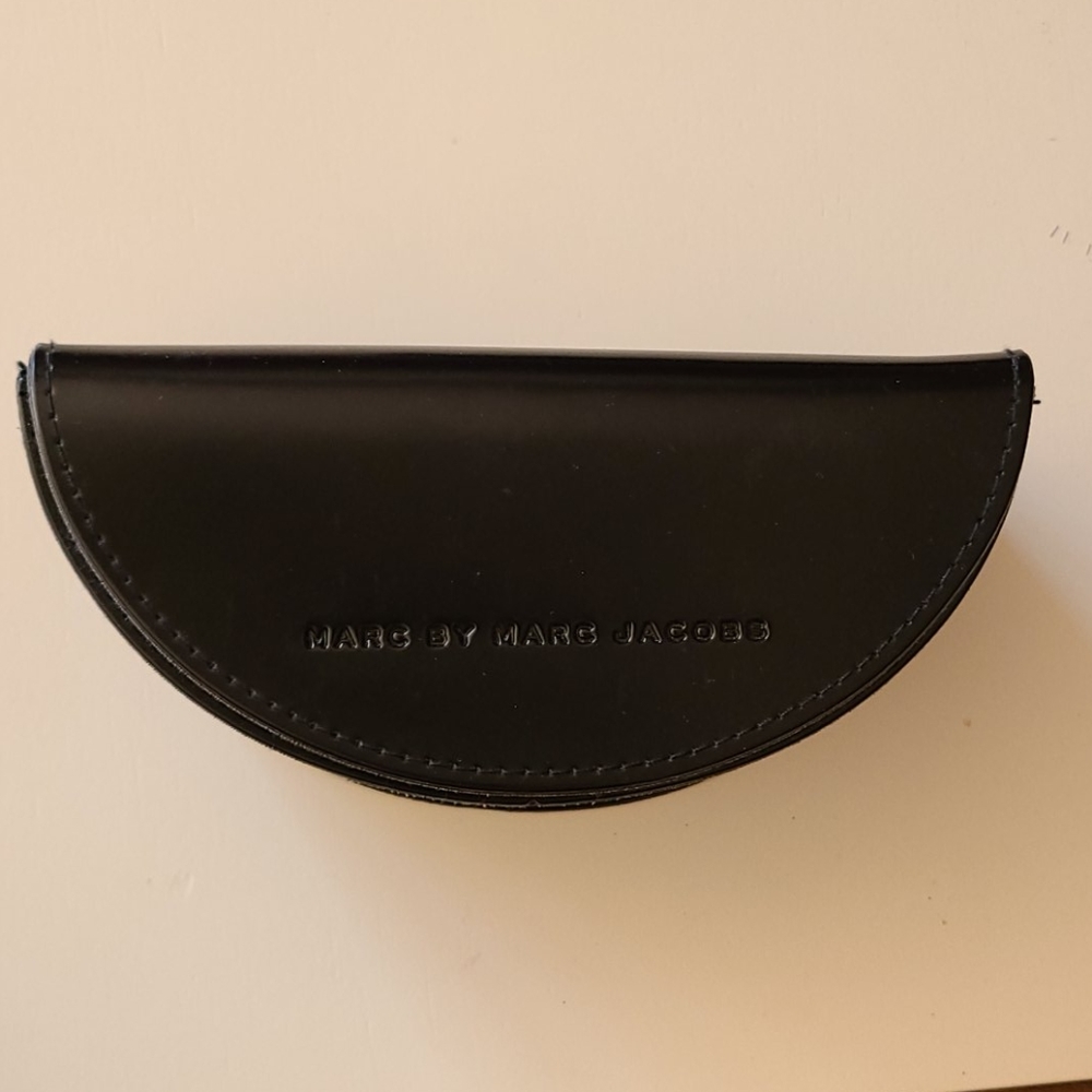 Sunglass case